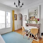 Cosy Flat 2 BDR Arc de Triomphe Champs Elysées